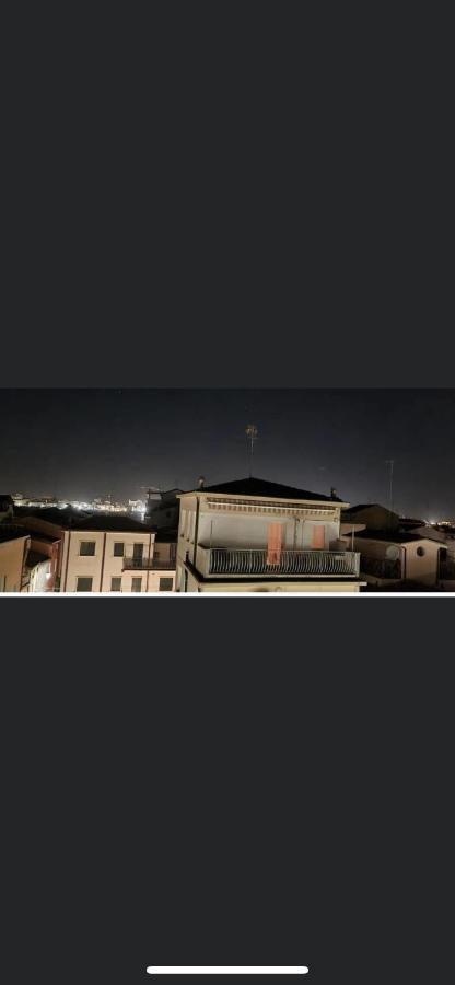 Casa Norma Lägenhet Sottomarina Exteriör bild